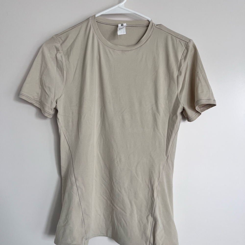 lululemon athletica Light Tan Short Sleeve Tee
